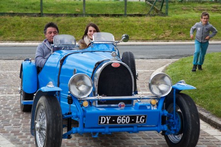 Fausse Bugatti ou vrai jouet motorisé ?