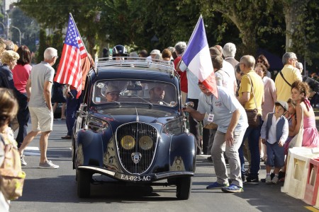 Amitié franco-américaine en 202 Peugeot
